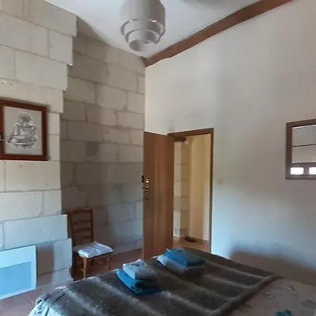 Bed & Breakfast Les Trois Glycines Cizay-la-Madeleine